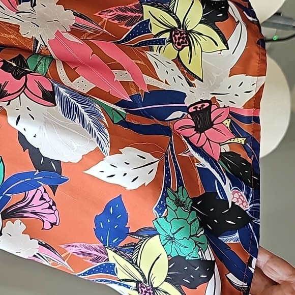 DOLAN adorable little blouse cap sleeves.  Gathered at the top.‎ XS - Picture 4 of 15